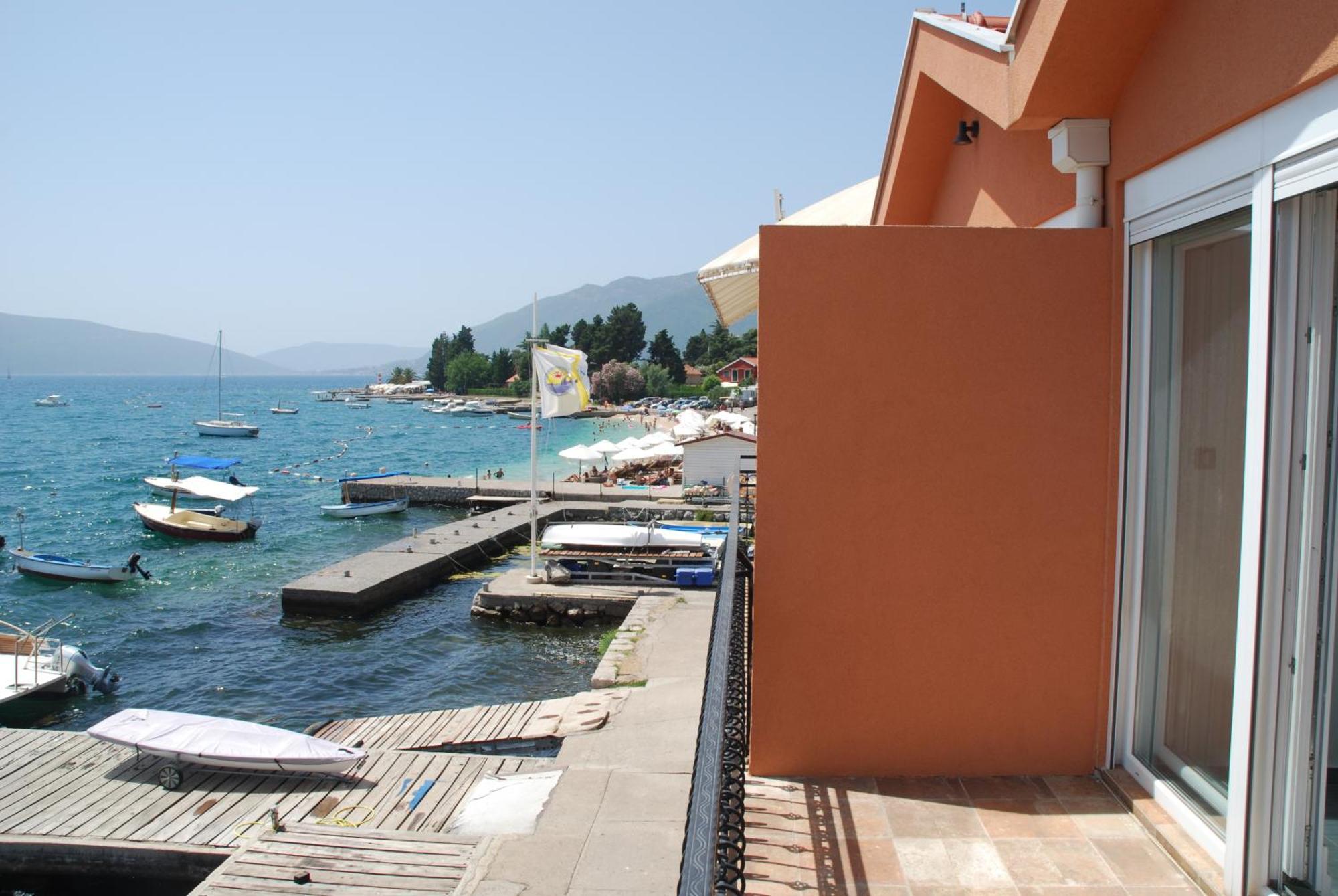 Rustico Apartments Tivat Exterior foto